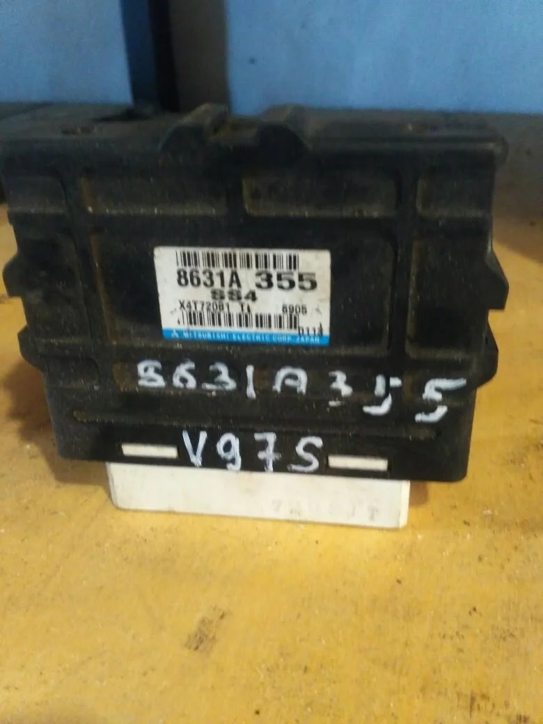 Б.у. блок управления кпп MITSUBISHI PAJERO V97W MITSUBISHI PAJERO V97W