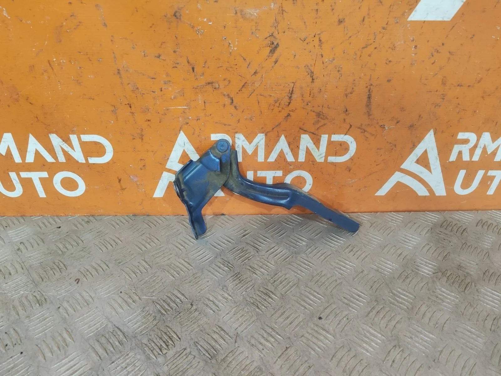 Петля капота Hyundai Creta 2016-2021