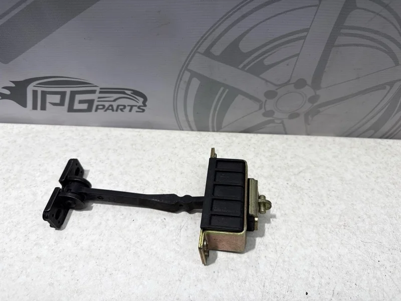 Ограничитель передней двери Mercedes-benz 2005 W203