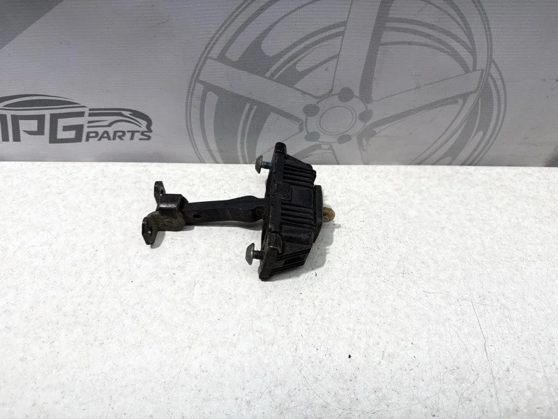 Ограничитель передней двери Mercedes-benz Vito W639