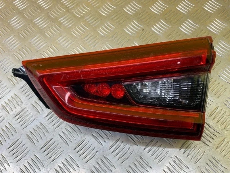 Фонарь крышки багажника правый Nissan Qashqai (J11) 2013-2019 2017 26550HV55A 1.5 D