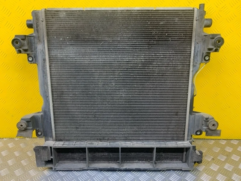 Радиатор (основной) Toyota Land Cruiser Prado 150 (2009-2023) 2013 1640030360 ВНЕДОРОЖНИК 3.0 D 1KDFTV