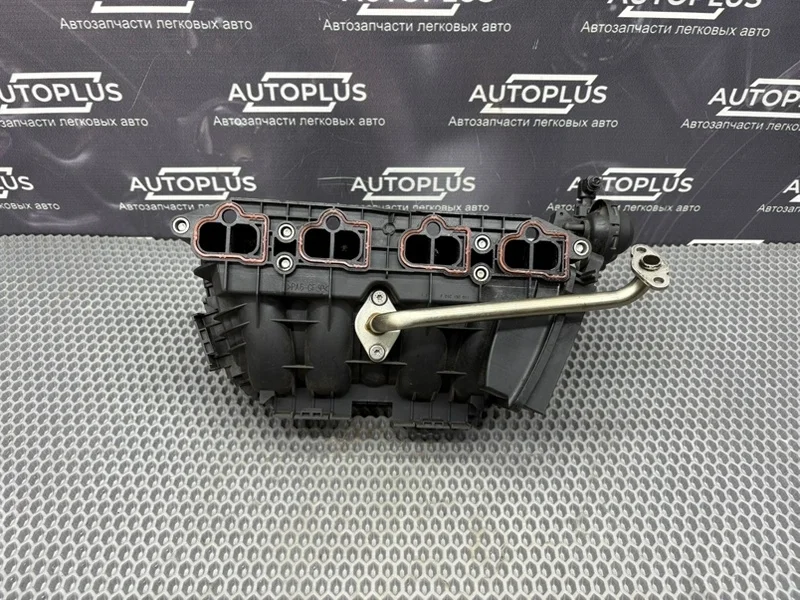 Впускной коллектор Opel Corsa D 2009 55557906 ХЭТЧБЕК Z12XEP