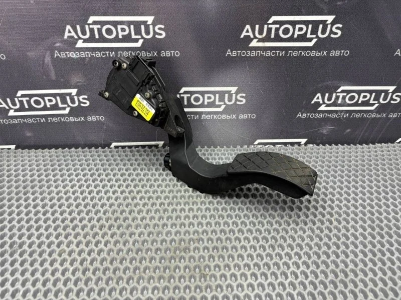 Электропедаль газа Audi A6 8D1723523 СЕДАН C5 2.4 APS