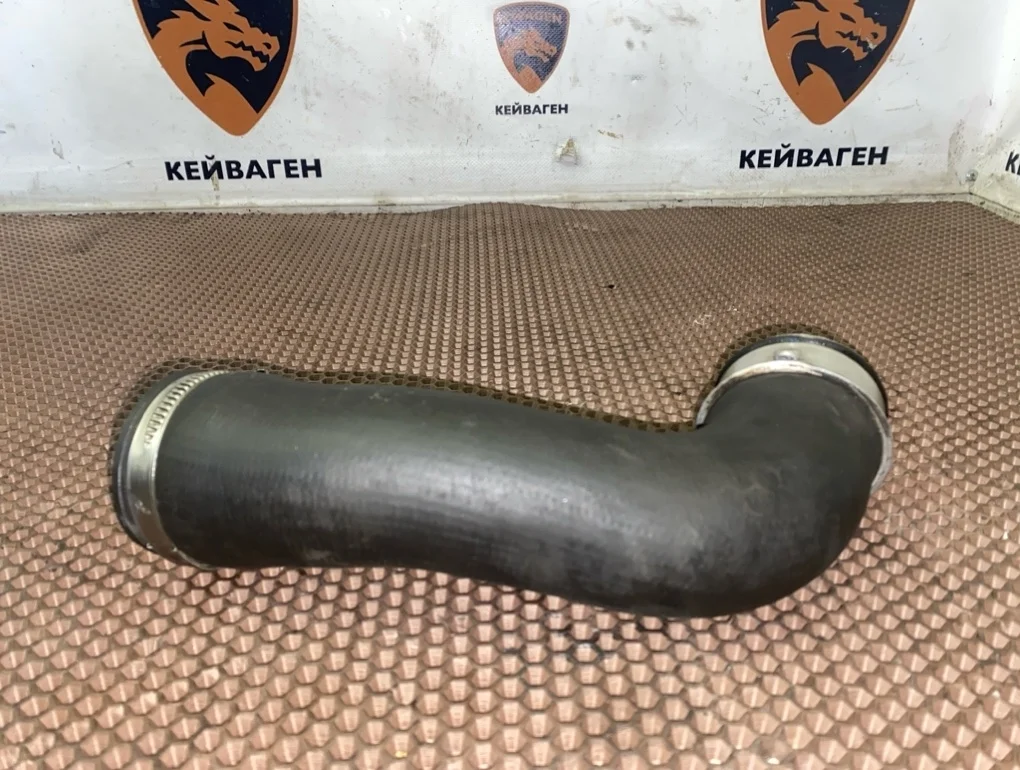 Патрубок интеркулера Volkswagen Tiguan 2009 5N