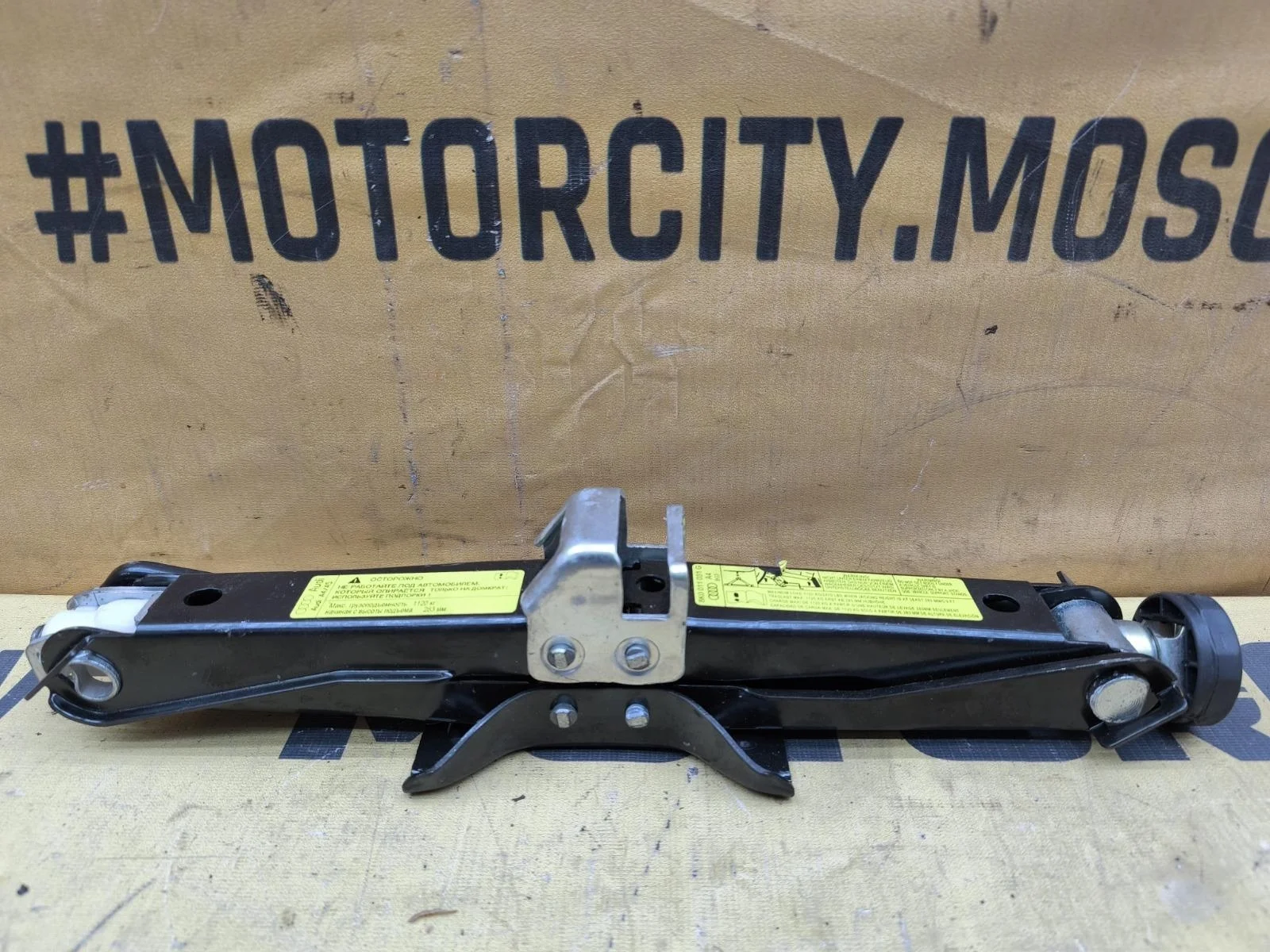 Домкрат AUDI A5 2011