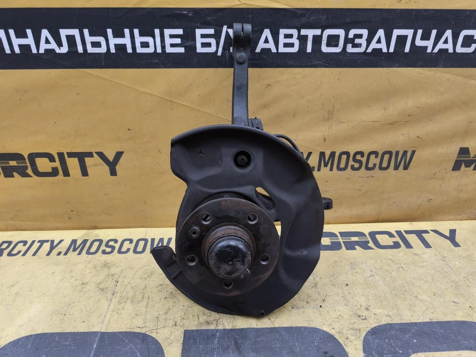 Кулак поворотный Mercedes-Benz -Class 1996 W140