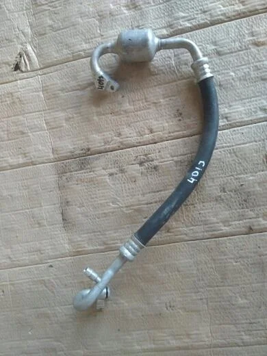 Б.у. трубка кондиционера короткая TOYOTA CAMRY V40 ACV40 TOYOTA CAMRY V40 ACV40