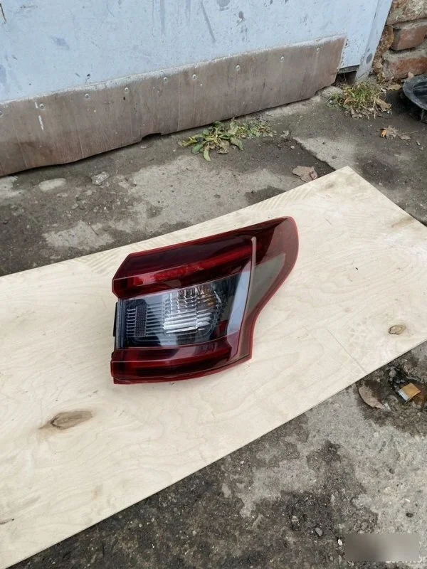 Фонарь Nissan Qashqai J11