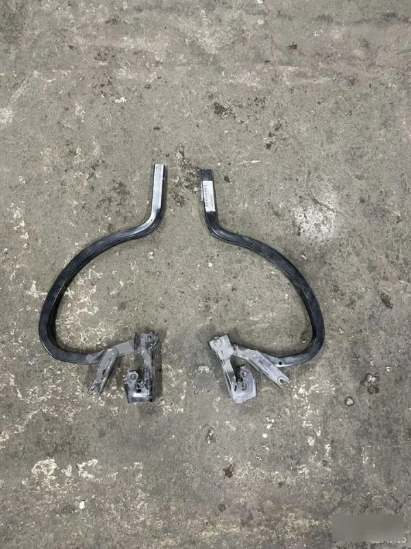 Петли крышки багажника Chevrolet Cruze