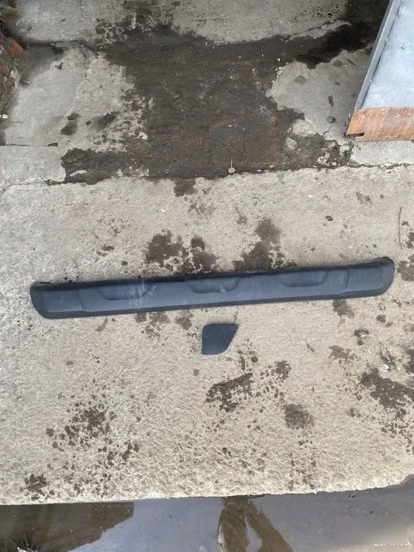 Накладка бампера Subaru Forester 5