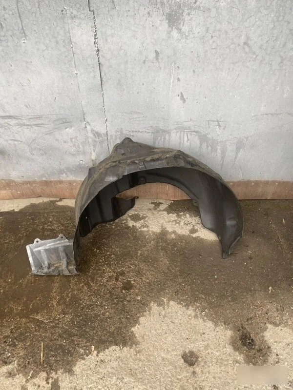 Подкрылок Subaru Forester 4
