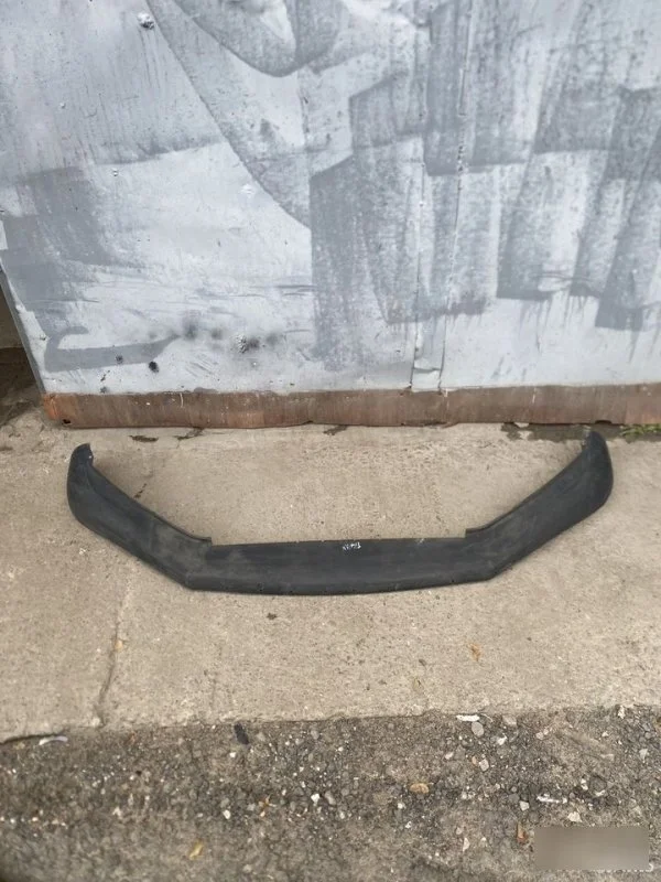 Спойлер бампера Volkswagen Tiguan