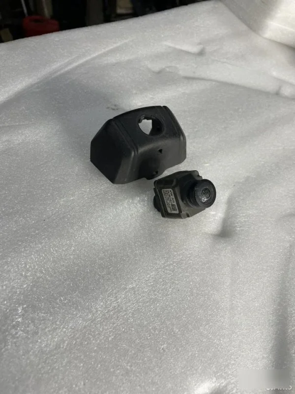 Камера переднего вида VAG