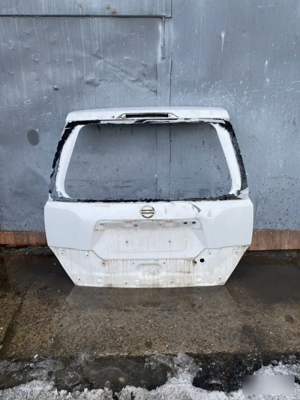 Крышка багажника Nissan X-Trail T31