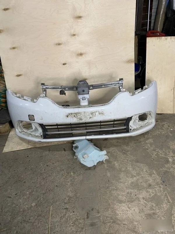 Бампер Renault Logan 2