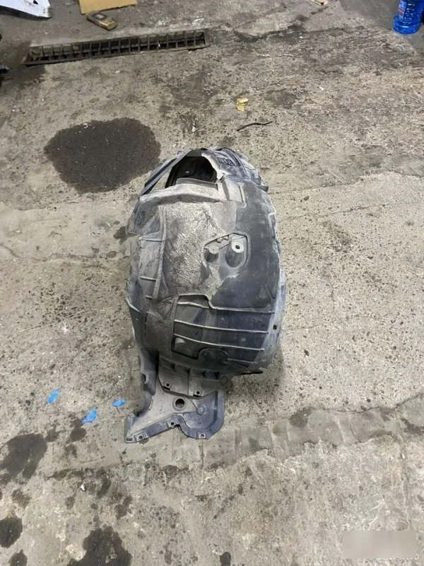 Подкрылок Nissan X-Trail T32