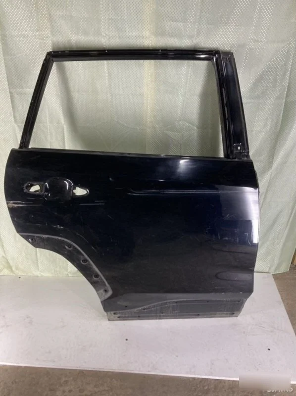 Дверь Toyota RAV4 XA50