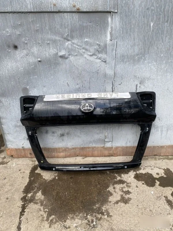 Крышка багажника Toyota Land Cruiser 200