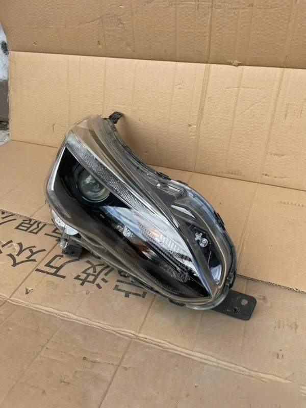 Фары Subaru Impreza XV дорест