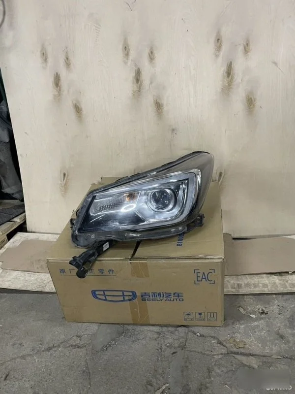 Фара Subaru Forester 4