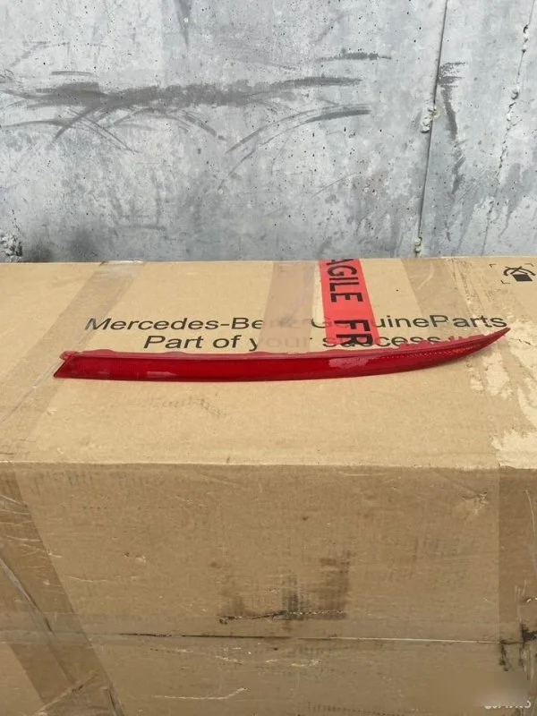 Отражатель бампера Kia K5