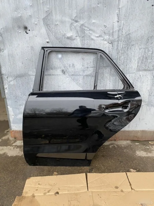 Дверь Mercedes-Benz GLE W166