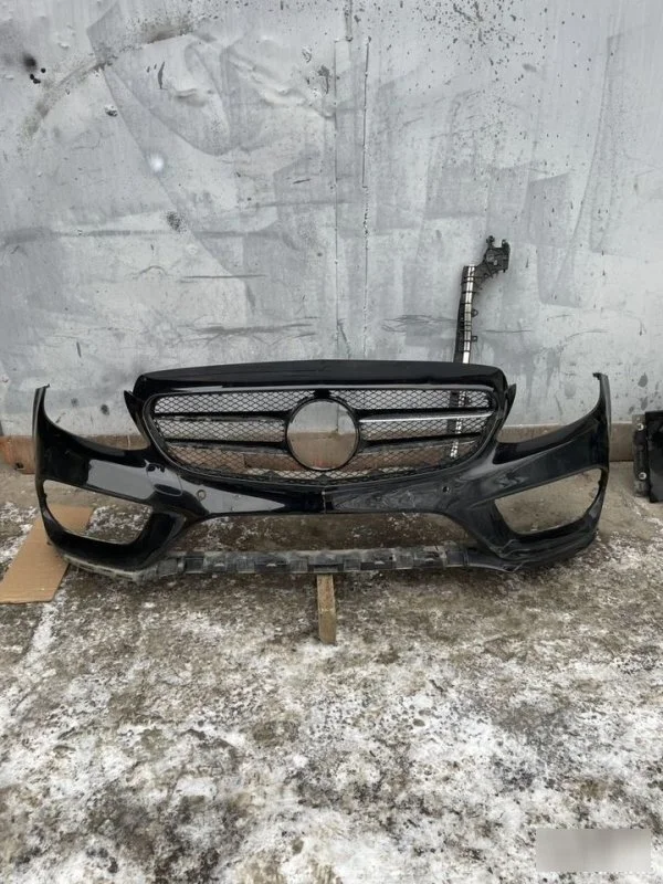 Бампер Mercedes-Benz AMG W205