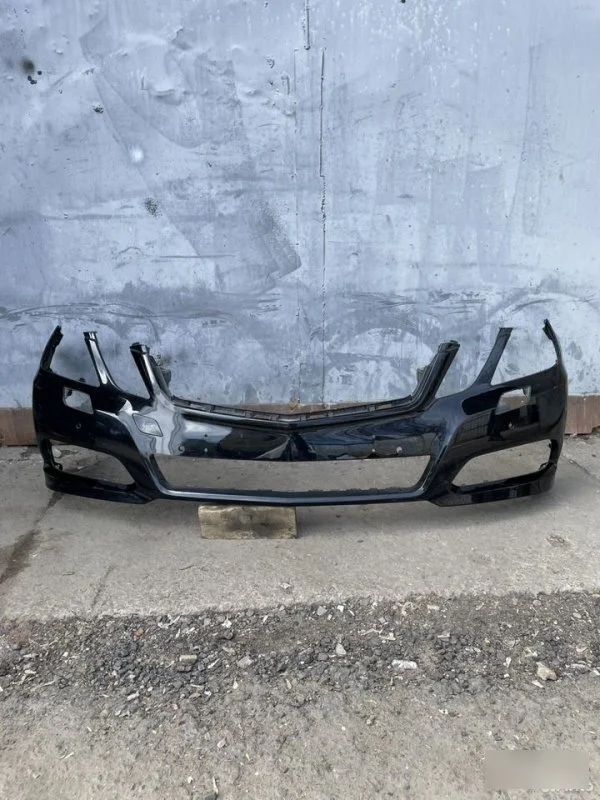 Бампер Mercedes-Benz AMG W212