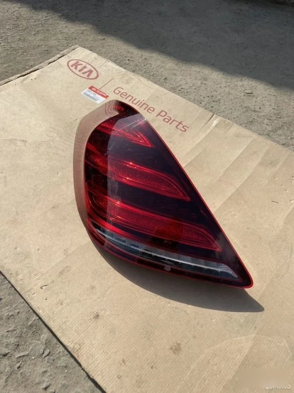 Фонарь Mercedes-Benz W222