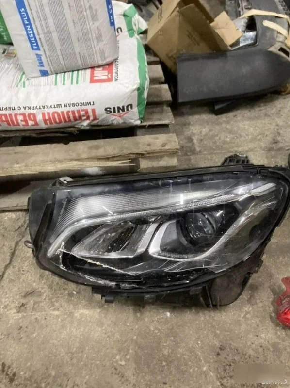 Фара Mercedes-Benz GLC X253