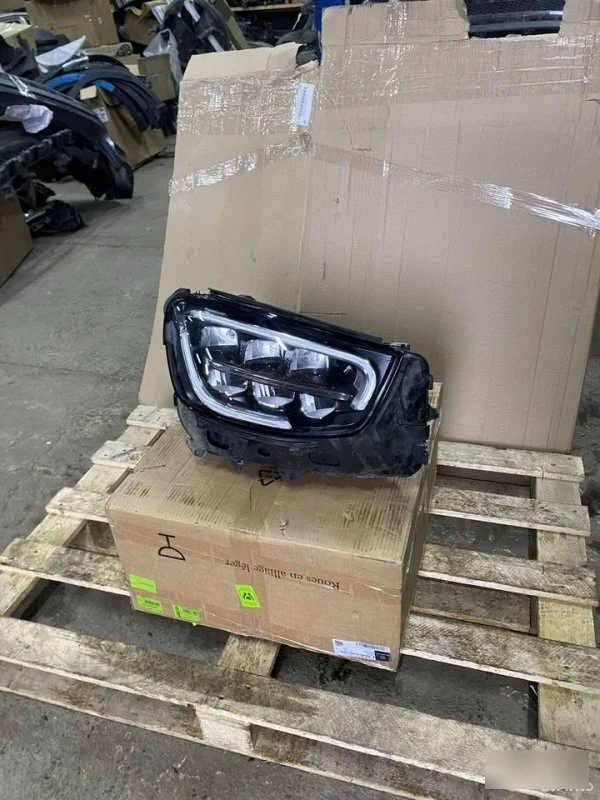 Фара Mercedes-Benz GLC X253 A253