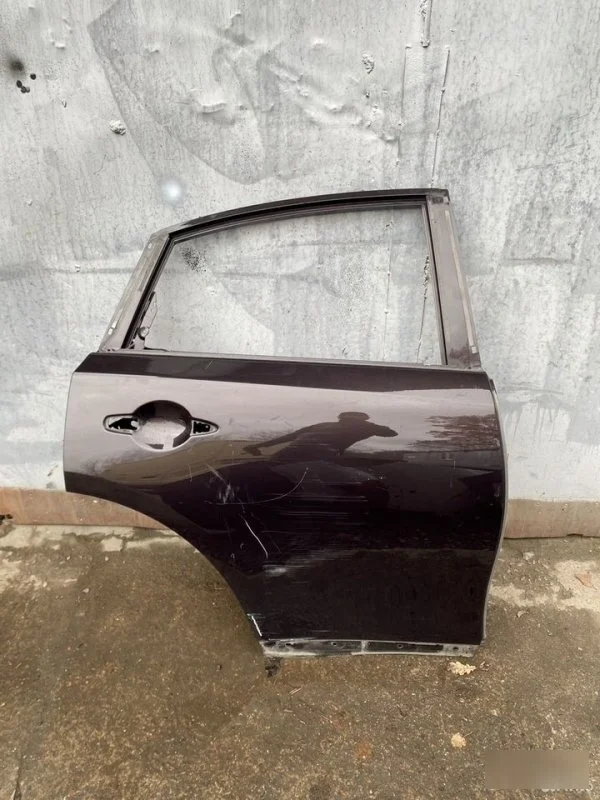 Дверь Infiniti QX70