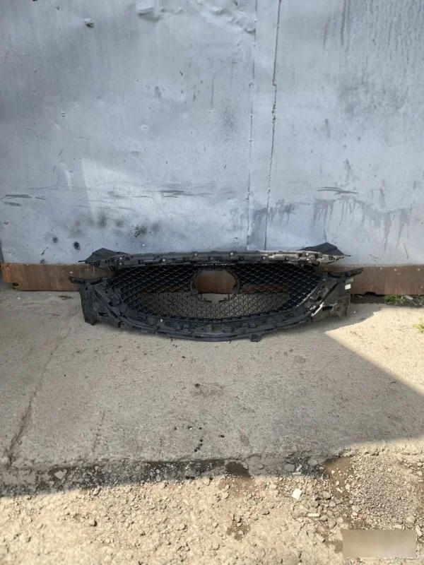 Решетка радиатора Mazda CX-5