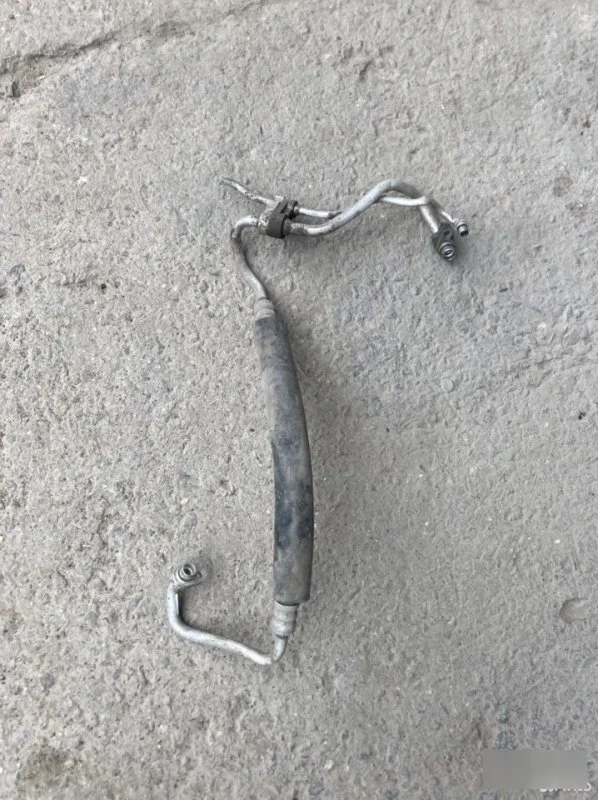 Трубка кондиционера Nissan Teana J32