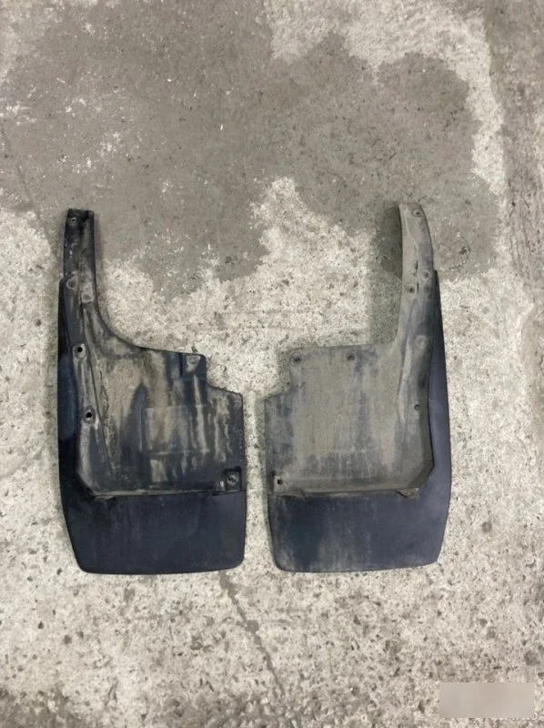 Брызговики Lexus LX570