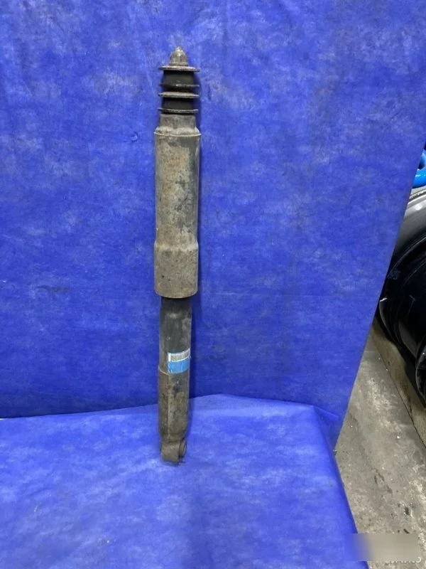 Амортизатор Toyota Land Cruiser 200