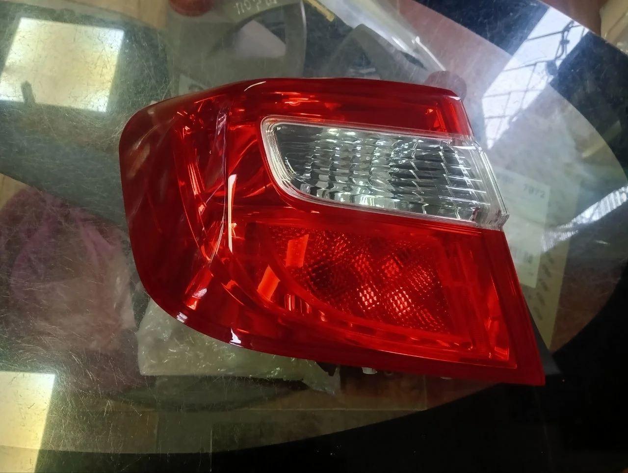 Фонарь Toyota Camry 2011-2014 8156133550 50, задний левый