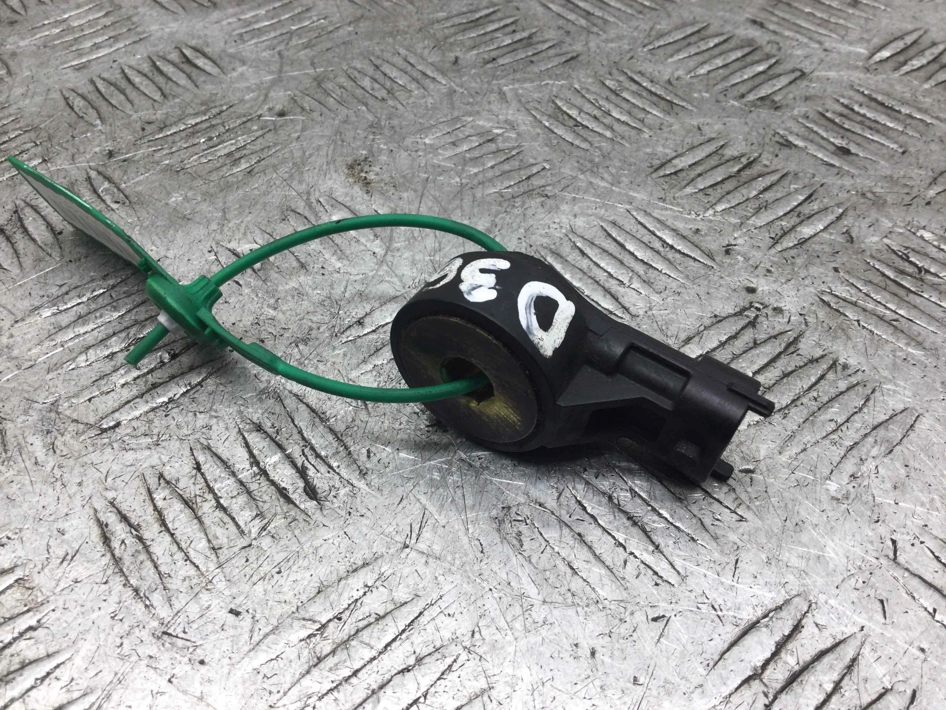 Датчик детонации Opel Meriva 1 поколение [рестайлинг] 2004 - 2010 бензин 1.6 i Механика Х/б