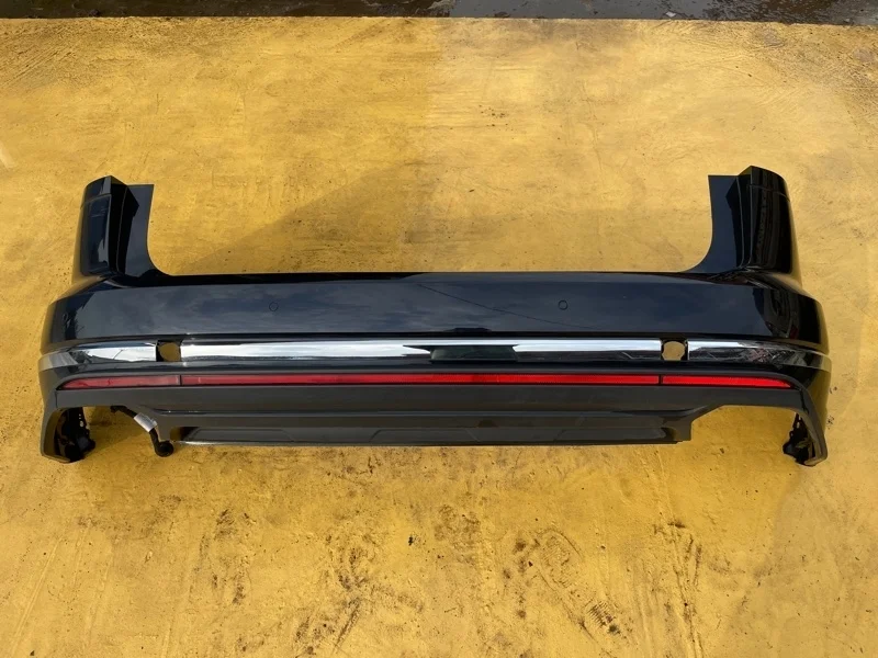 Бампер Volkswagen Touareg 2020 760807417G CR7 CVMD, задний