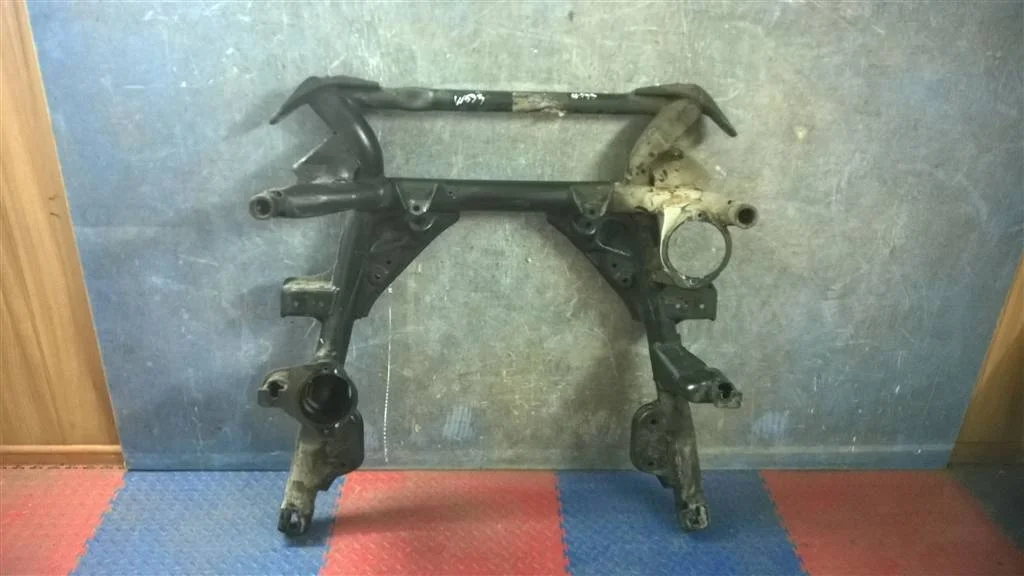 балка подмоторная BMW X5 E53  M54B30 231 лс 3.0i