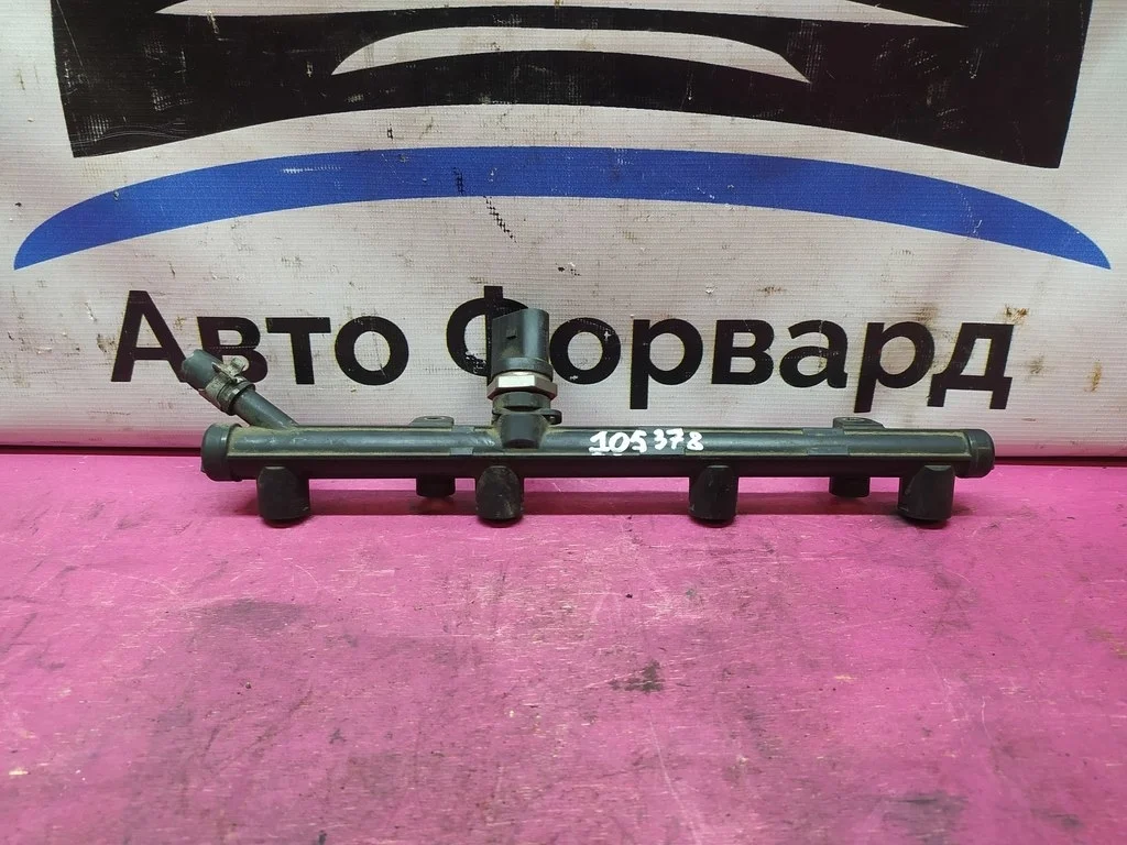 Топливная рампа Skoda Audi B9 A7 06K133681A