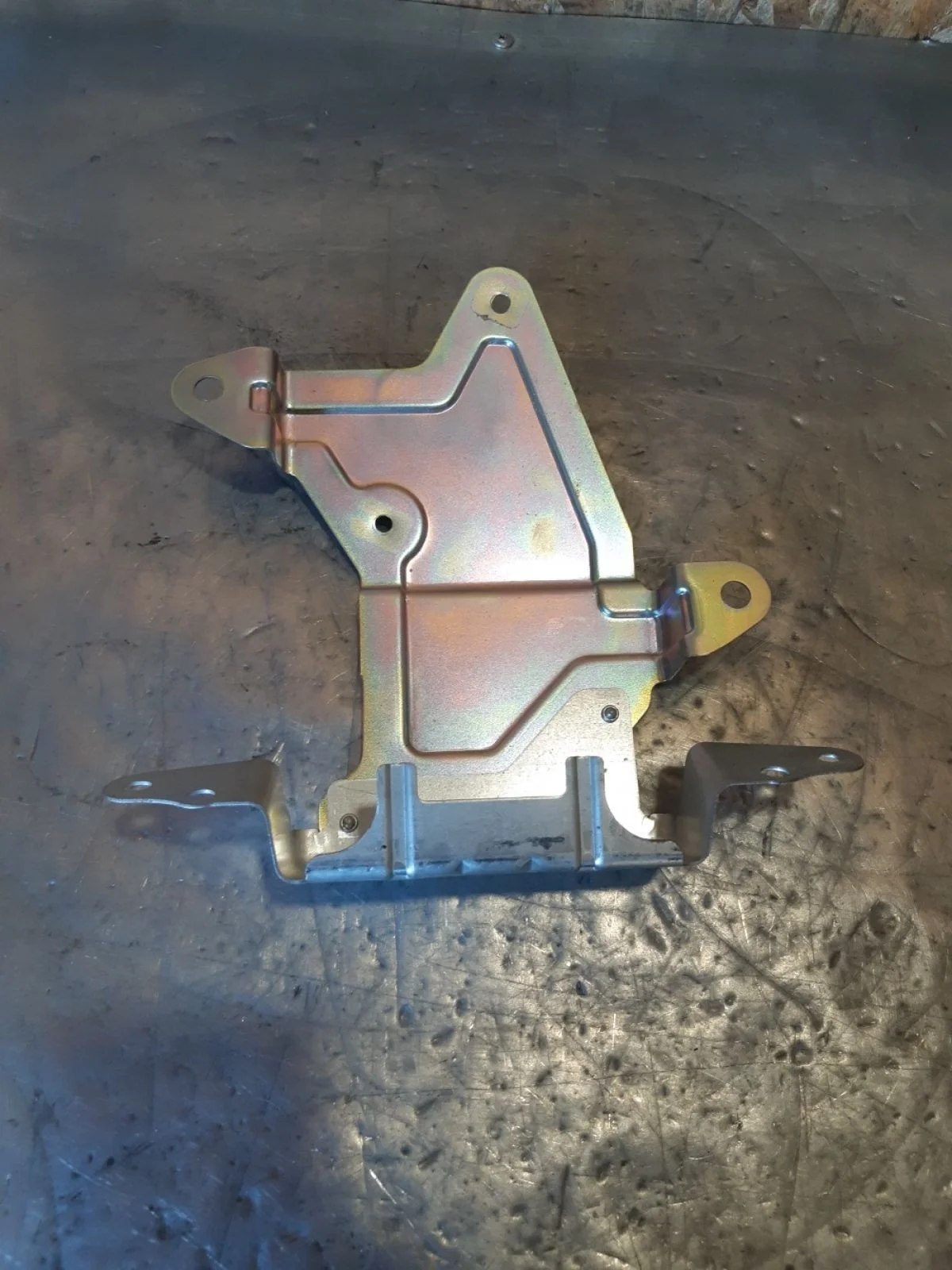 Кронштейн Nissan Pathfinder III рестайлинг (2010—2014) 2011 KAF - бежевый