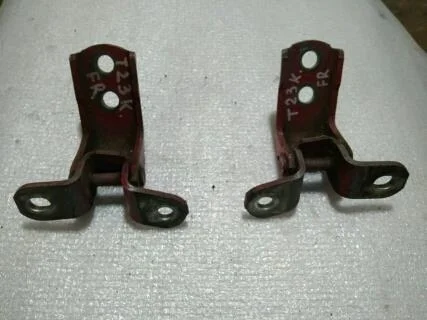 Б.у. петля двери TOYOTA CELICA ZZT230 TOYOTA CELICA ZZT230