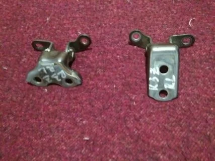 Б.у. петля двери TOYOTA RAV4 ZSA30 TOYOTA RAV4 ZSA30
