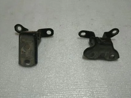Б.у. петля двери TOYOTA COROLLA ZRE151 TOYOTA COROLLA ZRE151
