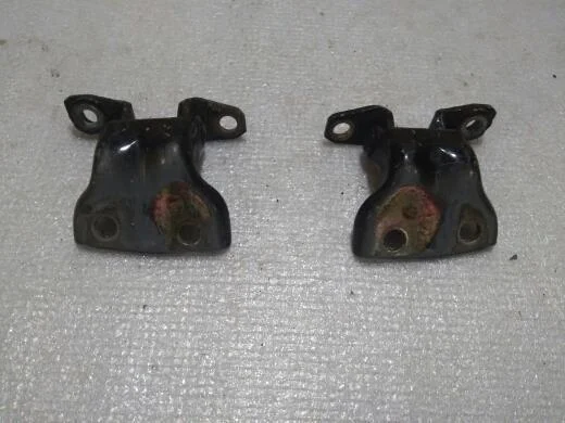 Б.у. петля двери MITSUBISHI PAJERO SPORT K96W MITSUBISHI PAJERO SPORT K96W