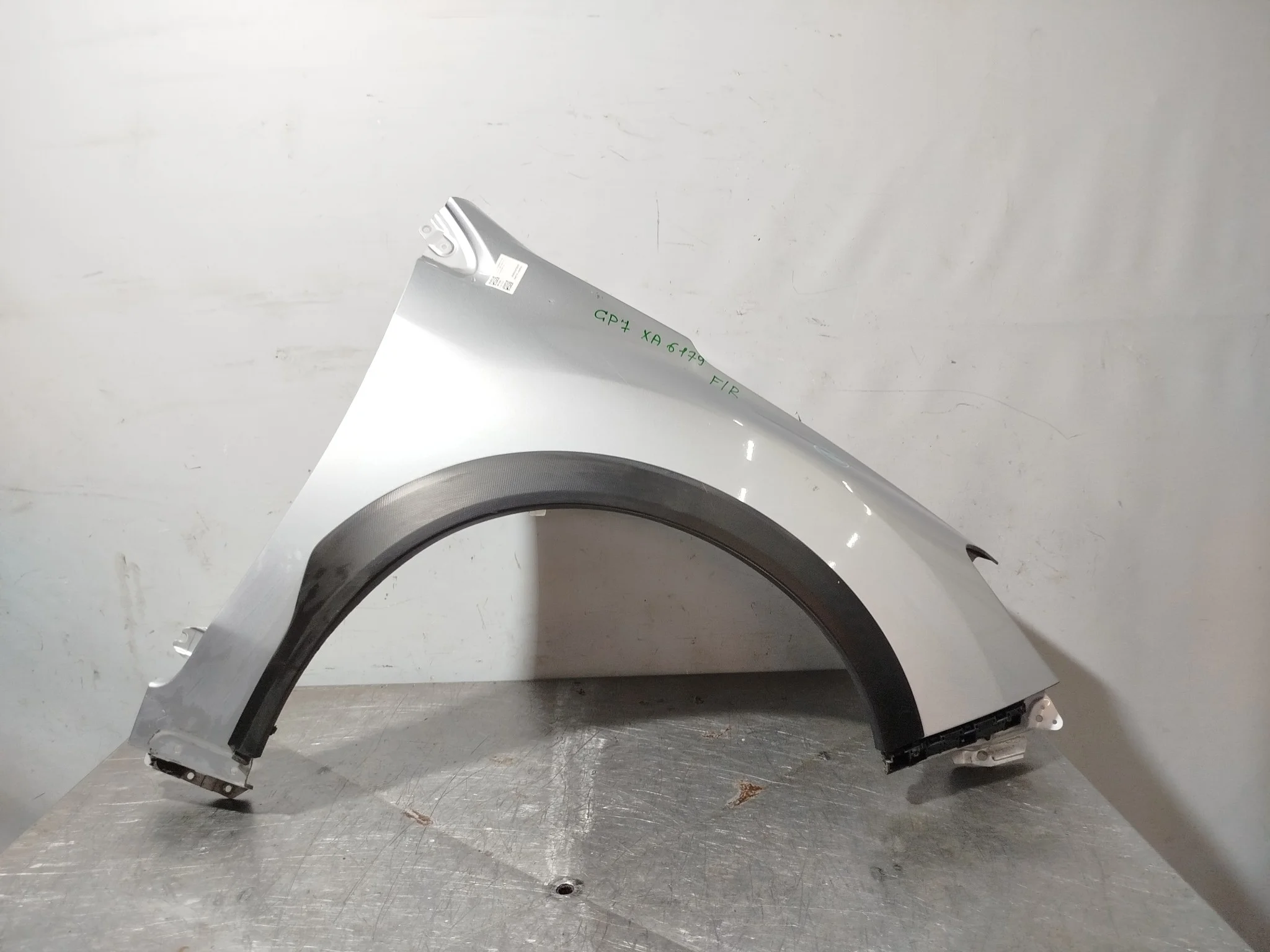 КРЫЛО SUBARU XV GP3 GP7 GPD GPE 57120FJ0509P ПЕРЕДНЕЕ ПРАВОЕ серебро, G1U XA6179