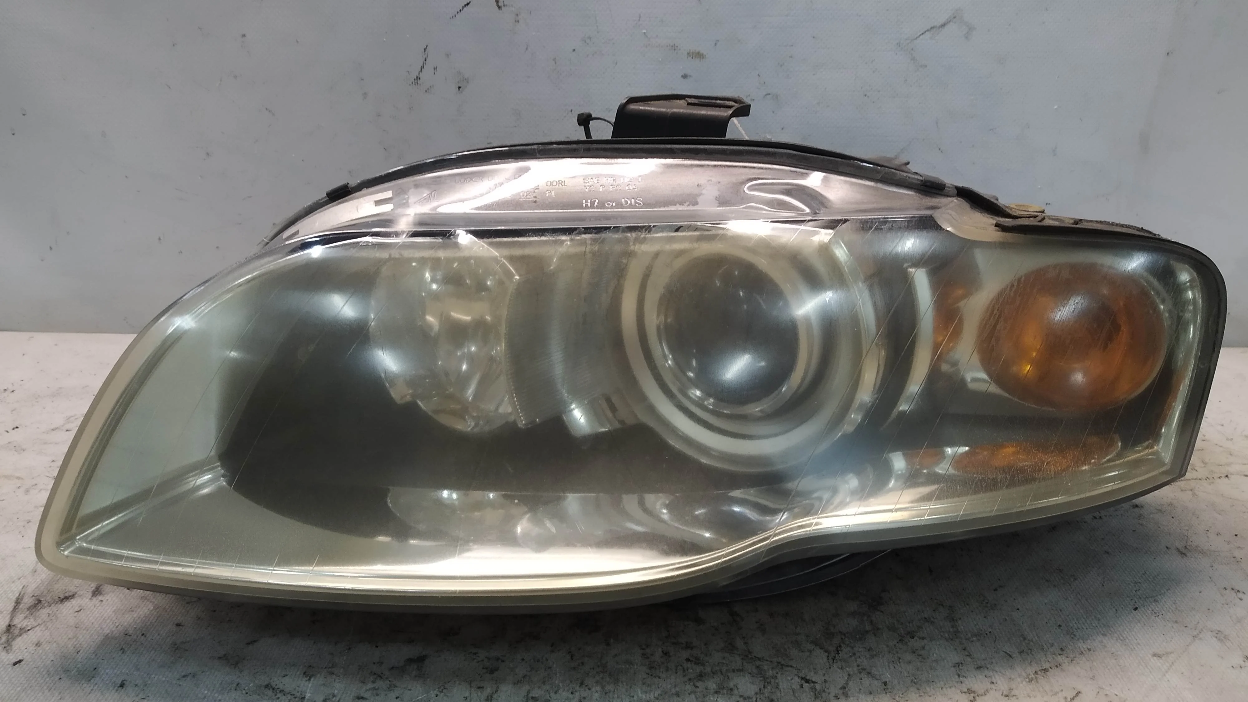 ФАРА AUDI A4 8EC 8ED B7 XENON ЛИНЗА ЛЕВАЯ 8E0941003AT KA9723Z