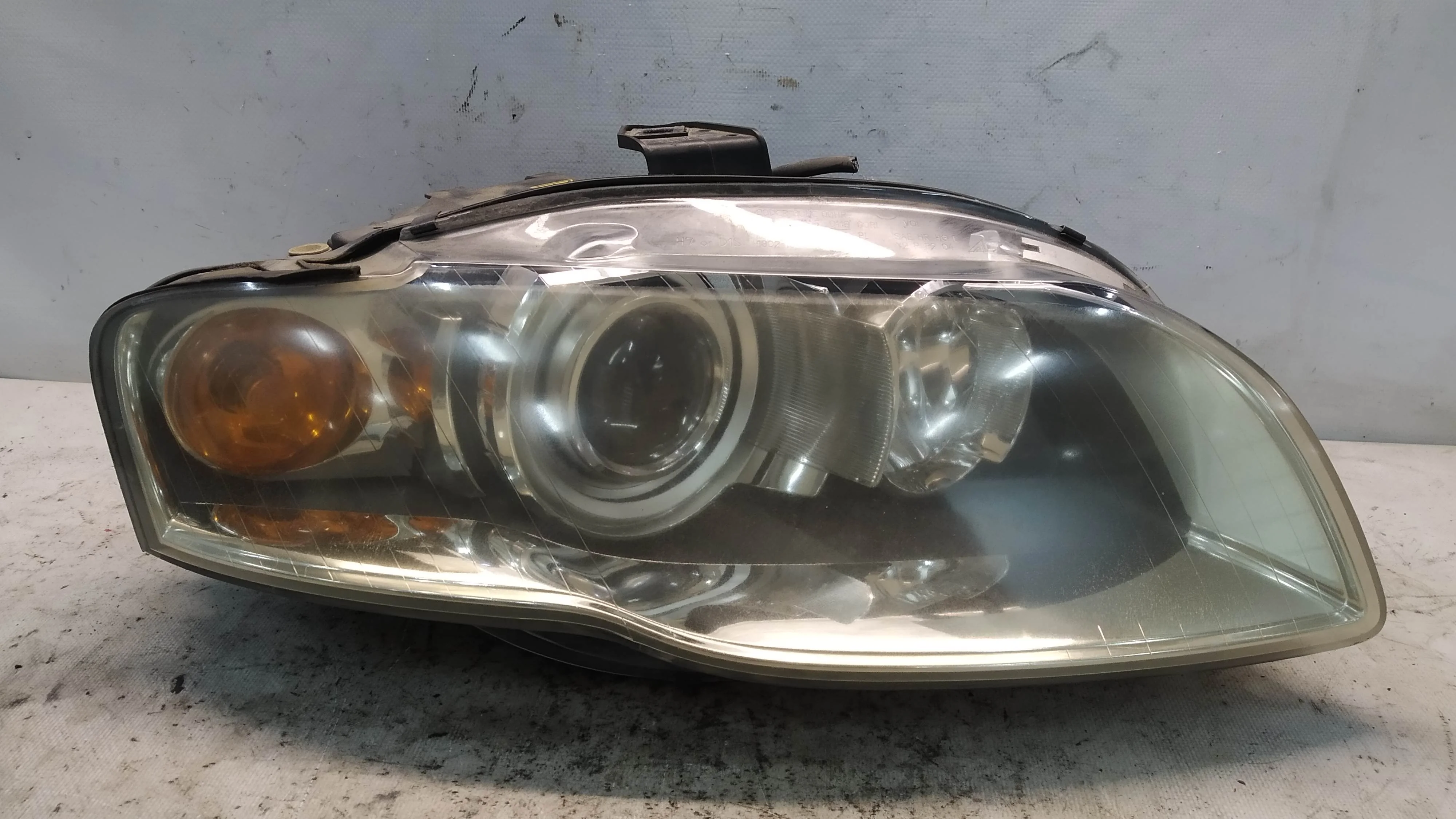 ФАРА AUDI A4 8EC 8ED B7 XENON ЛИНЗА ПРАВАЯ 8E0941004AT KA9723Z